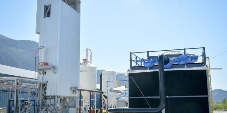Direct Air Capture is Fossil Industry’s ‘Latest Smokescreen’, Critics Warn
