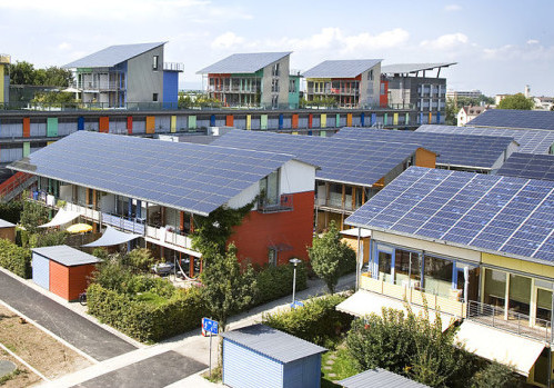 Rooftop Solar Could Meet 100% of Electricity Needs in Canadian Homes—Technically