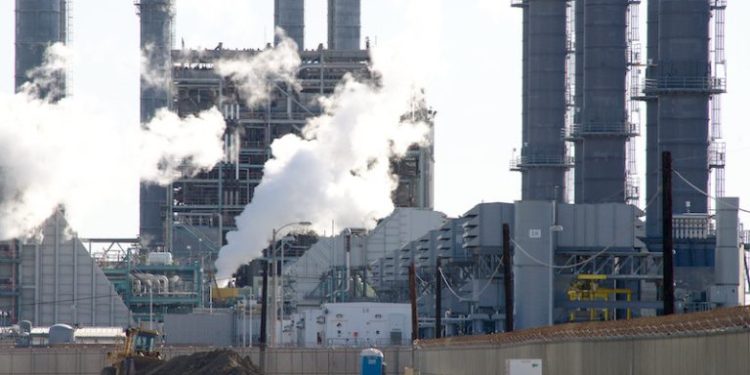 Ottawa Offers Grids More Flexibility to Burn Natural Gas, Use CCS