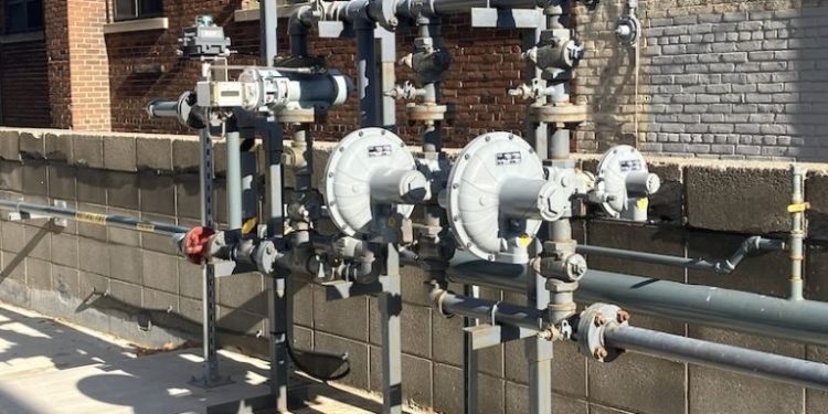 Grids Need Independent Regulators as Canada Shifts Away from Fossil Fuels