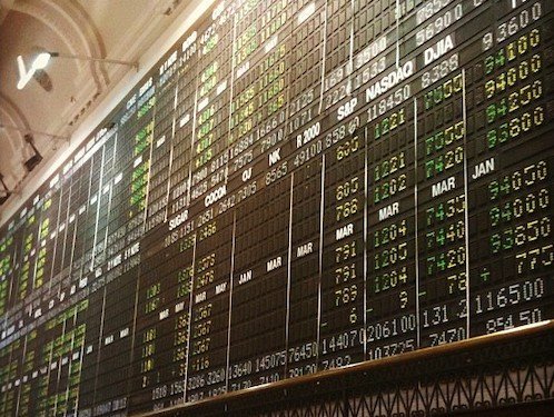 Investors, Shareholders Should Step Away from ‘Risky’ Fossil Investment, Steyer Advises