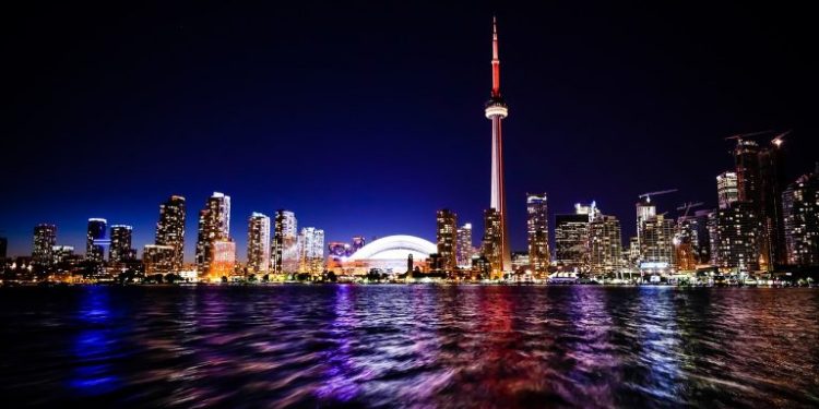 Toronto Deep Lake Cooling System Expands to 40 More Buildings
