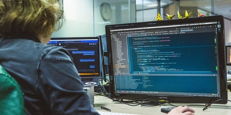 U.S. Software Tool Cuts Grid Interconnection Delays by Up to a Year