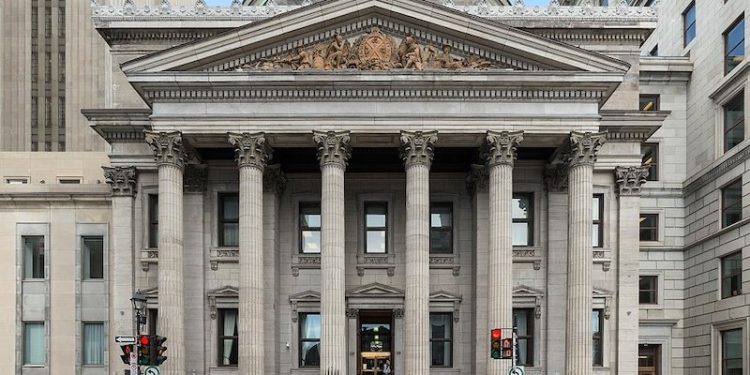 Shareholder Group Presses Canada’s Banks to Keep Reporting Investment Emissions