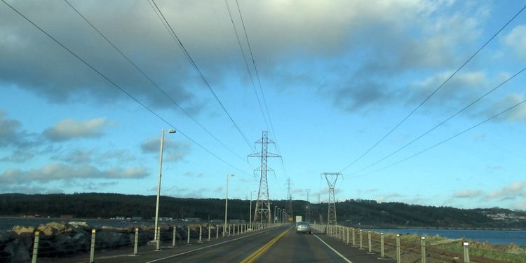 New NB-NS Transmission Line Would ‘Take Care of Home’ Through Trump’s Trade War
