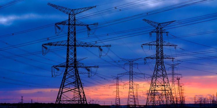 Ontario Slaps 25% Surcharge on Power Exports as U.S. Commerce Secretary Vows More Tariffs