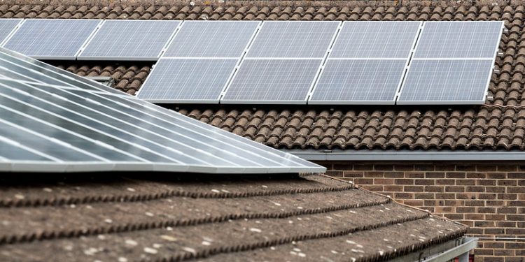 UK’s New Public Energy Company to Install Rooftop Solar on Schools, Hospitals