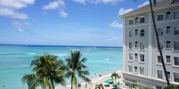 Hawai’i Raises its Hotel Tax to Help the Islands Cope With Climate Change