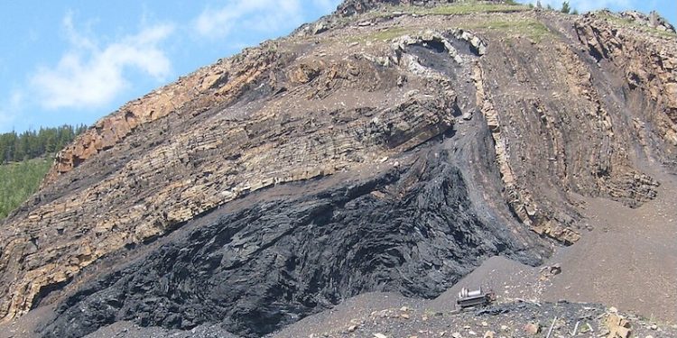 Alberta Regulator Approves Northback Coal Exploration Project in Rocky Mountains