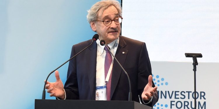 ‘Clean Energy CEO’ Becomes Canada’s Top Bureaucrat as Carney Names Sabia Privy Council Clerk