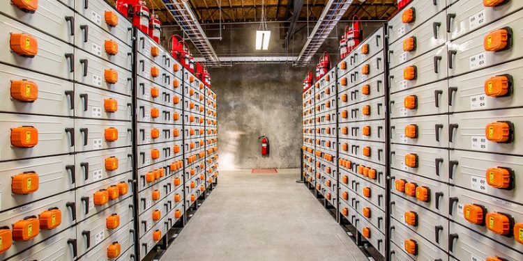 ABB Offers Battery Storage Subscription to Cut Up-Front Costs for Businesses