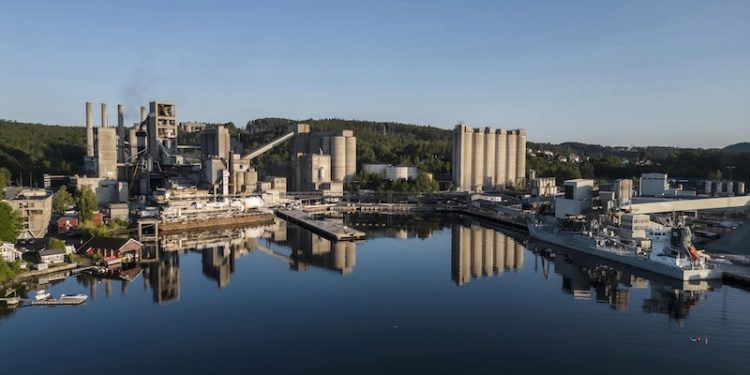 German Cement Plant Sees CCUS Cutting Emissions by Half