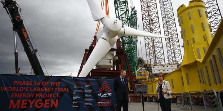Tidal Power Breakthrough: Underwater Turbine Runs 6½ Years Off Scottish Coast