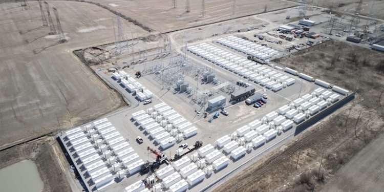 Ontario Study Shows Wind, Solar, Batteries Competing with Gas and Nuclear