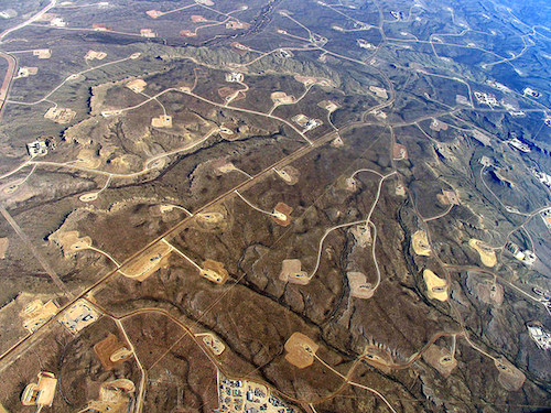 Oil and Gas ‘Running Faster to Stand Still’, Would Need $500B/Year to Replace Depleted Wells: IEA
