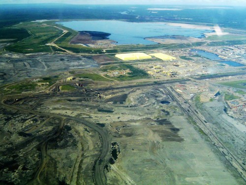 Oil Sands Tailings Plan Sparks Indigenous Opposition, Calls for Federal Oversight