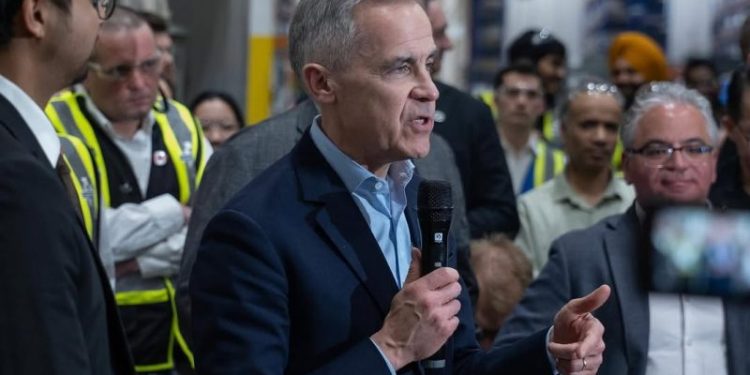 Carney Signals ‘Difficult Choices’ Ahead of Budget, Climate Competitiveness Plan