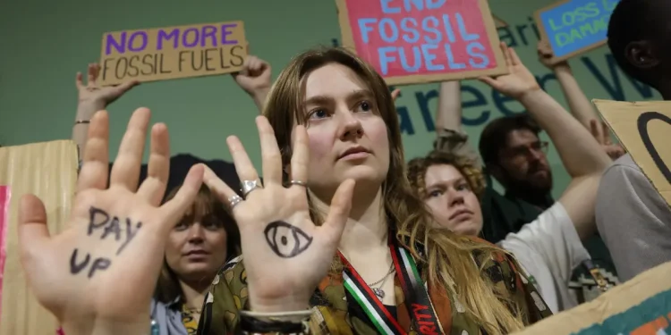 Fossil Fuel Companies Say They Support the Energy Transition. New Numbers Suggest Otherwise.