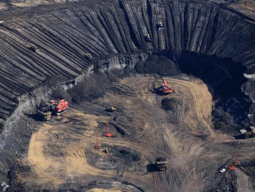 ‘Half a Timbit Per Barrel’: Climate Analysts Correct Fossil Industry Spin on Methane Rules, Carbon Pricing