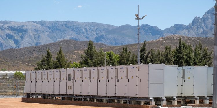 African Clean Energy Funding Surges Despite Fewer Project Approvals