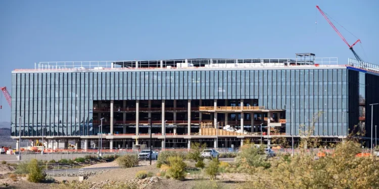 Arizona’s Water Is Drying Up. That’s Not Stopping the Data Centre Rush.