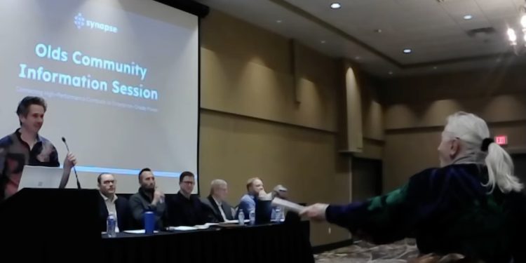 Alberta Waives Review For Massive Data Centre While ‘Old Dog’ Official Admits Knowledge Gap