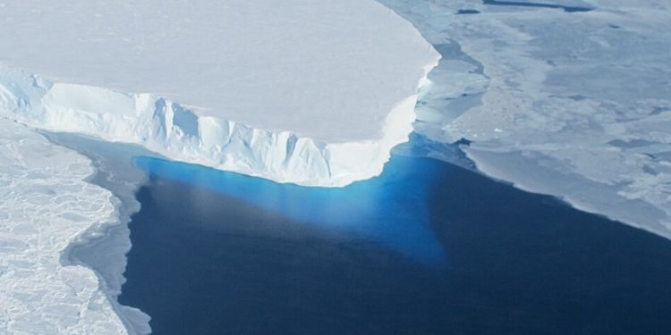 Geoengineering On the Table, and Under Fire, As Scientists Race to Save Melting Thwaites Glacier