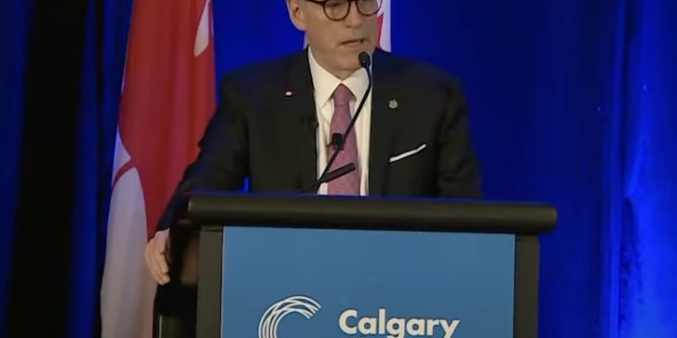 Ottawa, Alberta Near Agreement on Industrial Carbon Price as Hodgson Touts Action on Major Projects