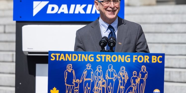Four New Wind Farms Will Power B.C.’s Energy Sovereignty, Says Energy Minister Dix