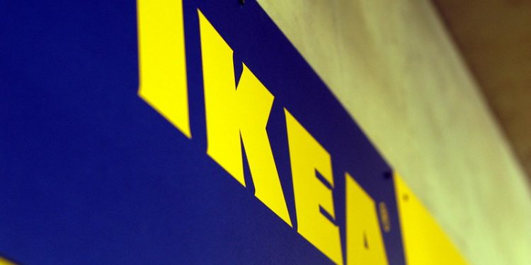 IKEA’s Plug-In Solar Signals a Shift in Europe, Not Yet in Canada