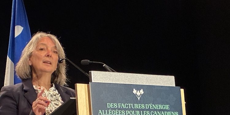 Ottawa Extends Low-Income Energy Efficiency Program as IEA Conference Opens in Montreal