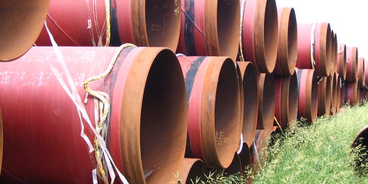 ‘90% Public Ownership’ as Carney, Smith Announce New Pipeline into Declining Global Oil Market