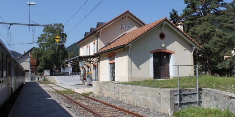 The World’s First Solar Railway