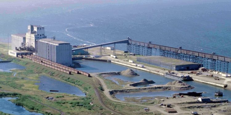 Shrinking Sea Ice Opens Possibilities for Churchill Shipping, But Not Without Risks