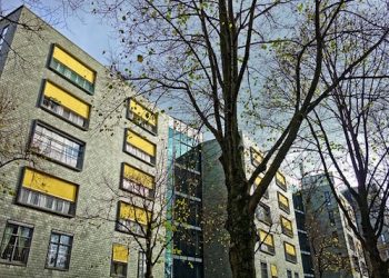 Smaller, Simpler Heat Pumps Remain Out of Reach for Canadian Renters
